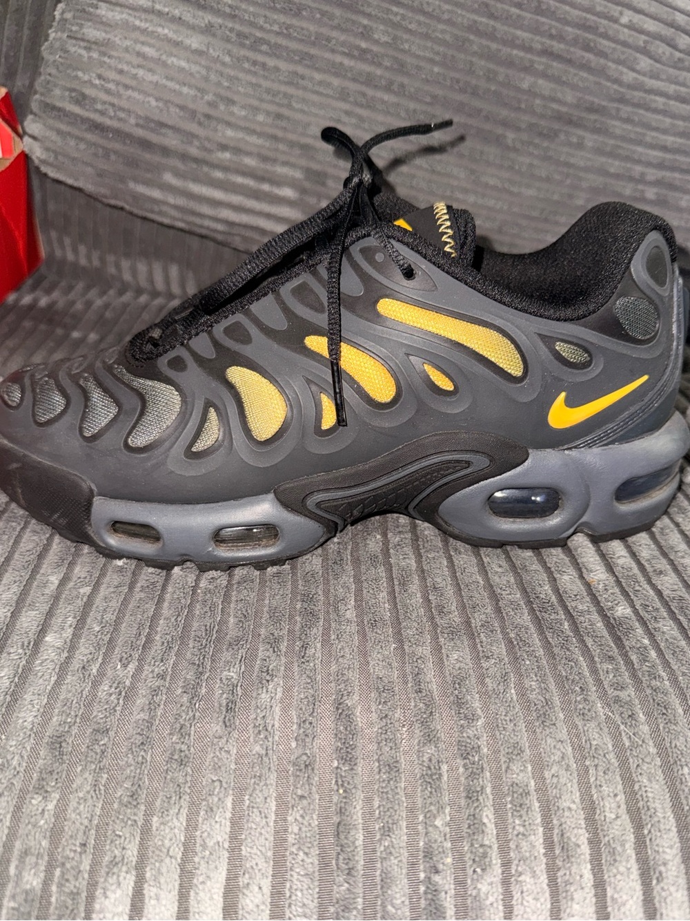 Nike Air Max Plus Drift sneakers 5.5 men 7 women